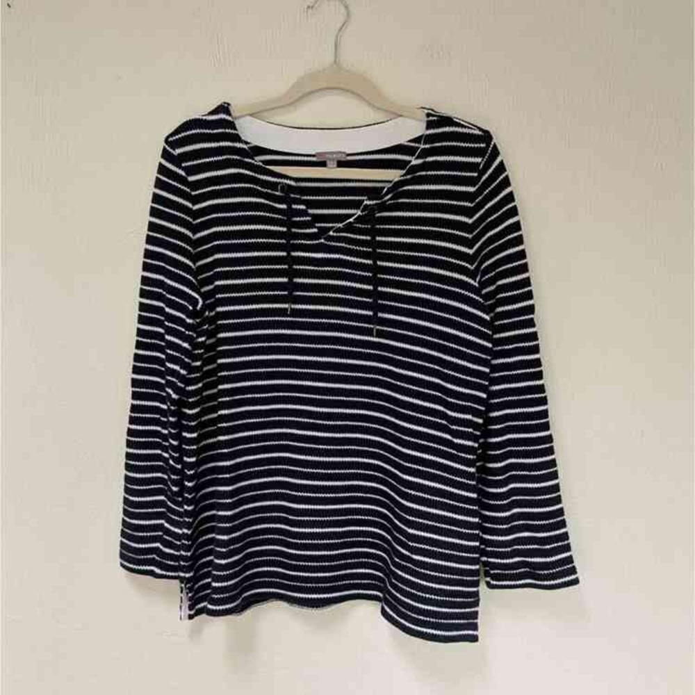 Classic Black and White Striped Long Sleeve Top